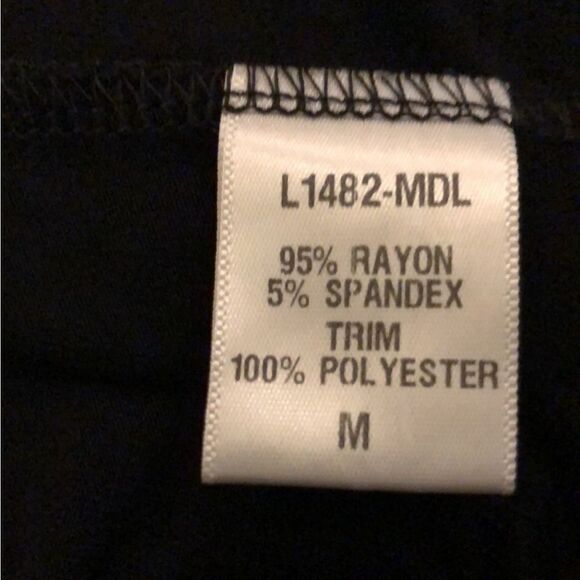 Montagne Umbra Black Off the Shoulder Top Stitch Fix Size Medium - Picture 6 of 6